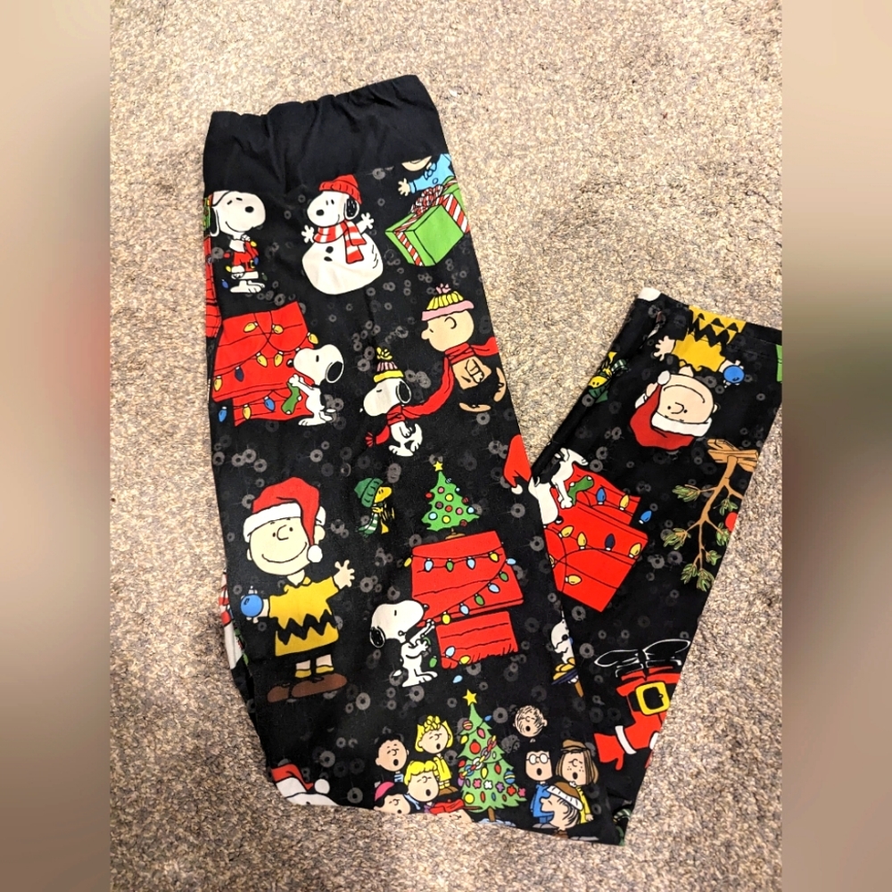 Charlie Brown Christmas Leggings